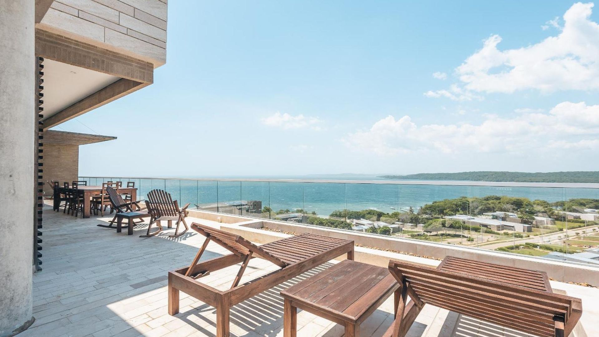 Stunning Sea Views From 3br Penthouse F3