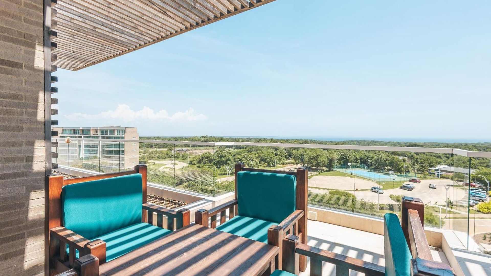 Stunning Sea Views From 3br Penthouse F3 *