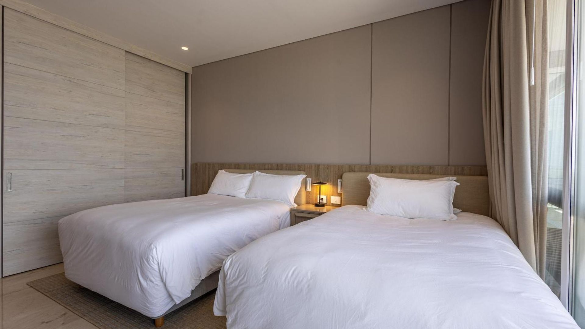 Stunning Sea Views From 3br Penthouse F3 *
